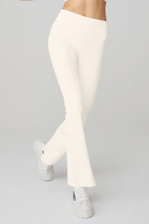 Airbrush High-Waist 7/8 Bootcut Legging - Ivory