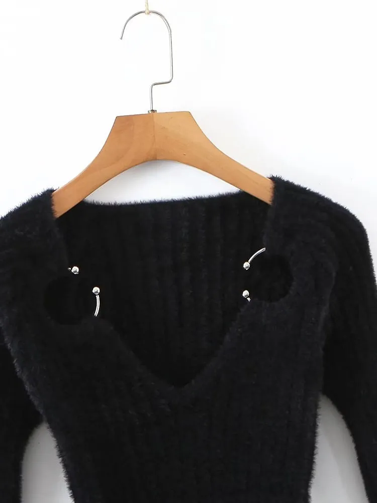 Solid Temperament knitting sweaters For Women V Neck Long Sleeve Patchwork Metal Accessories Casual sweater Female